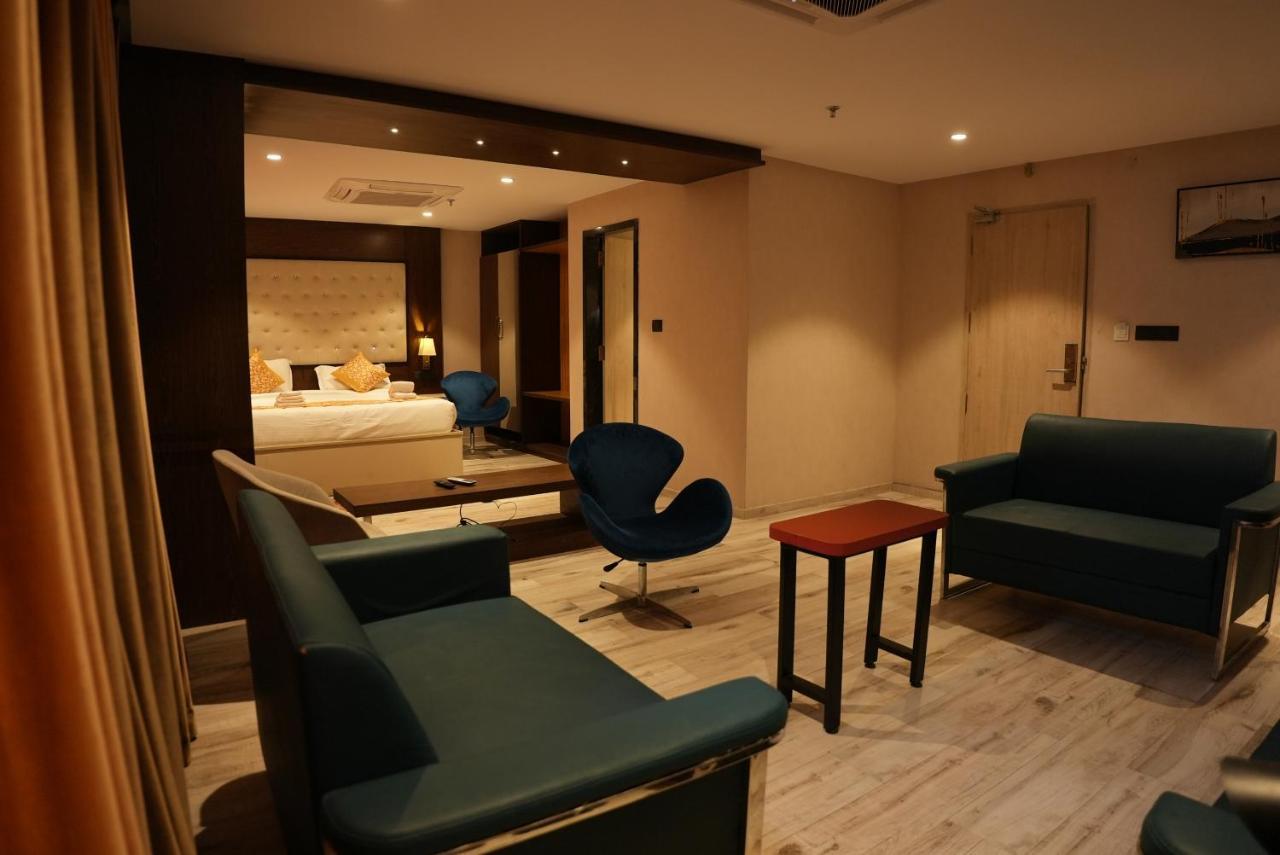 Hotel Ocean Vista Bay ヴィシャーカパトナム エクステリア 写真