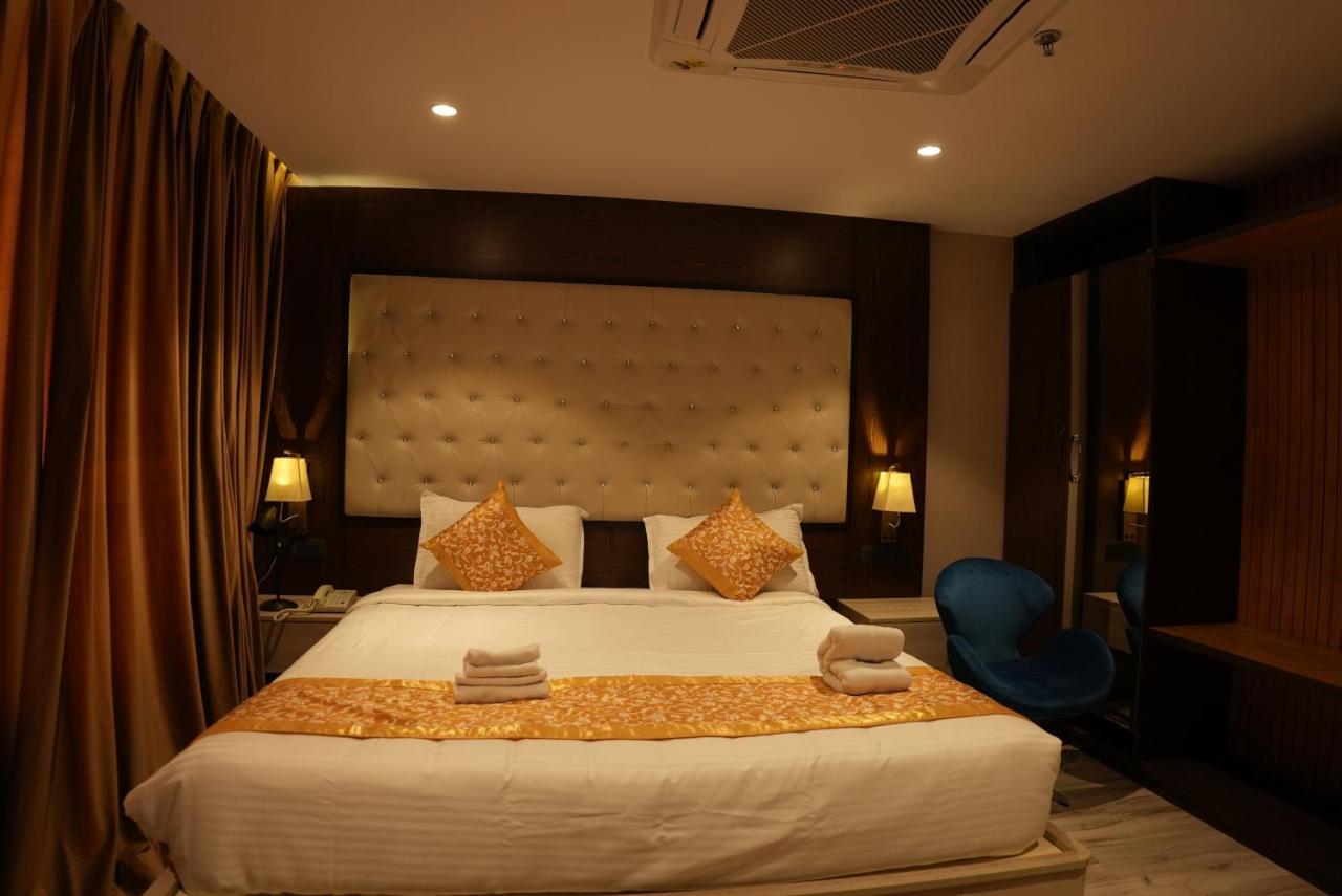 Hotel Ocean Vista Bay ヴィシャーカパトナム エクステリア 写真