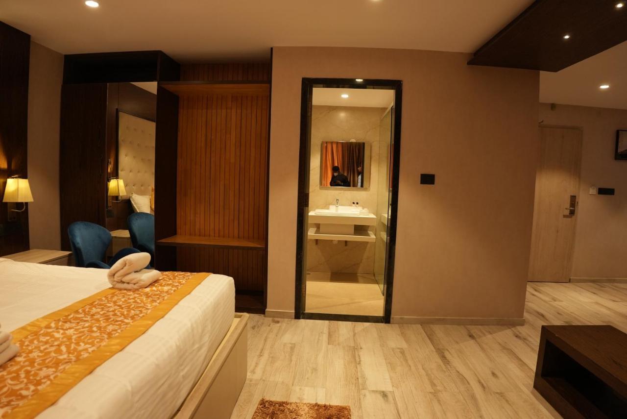 Hotel Ocean Vista Bay ヴィシャーカパトナム エクステリア 写真
